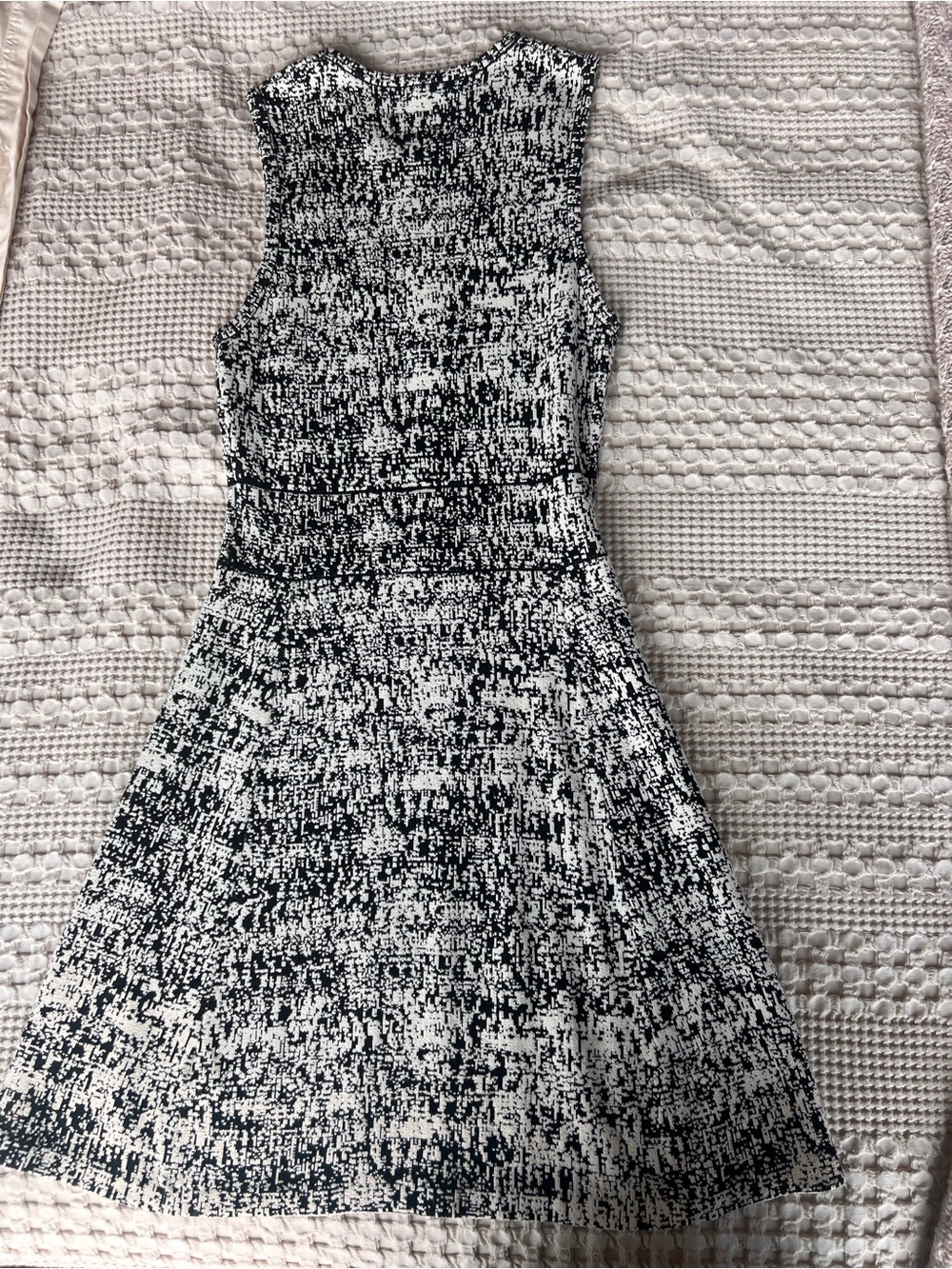 Theory Black and White Textured Sleeveless Fit-and-Flare Dress
